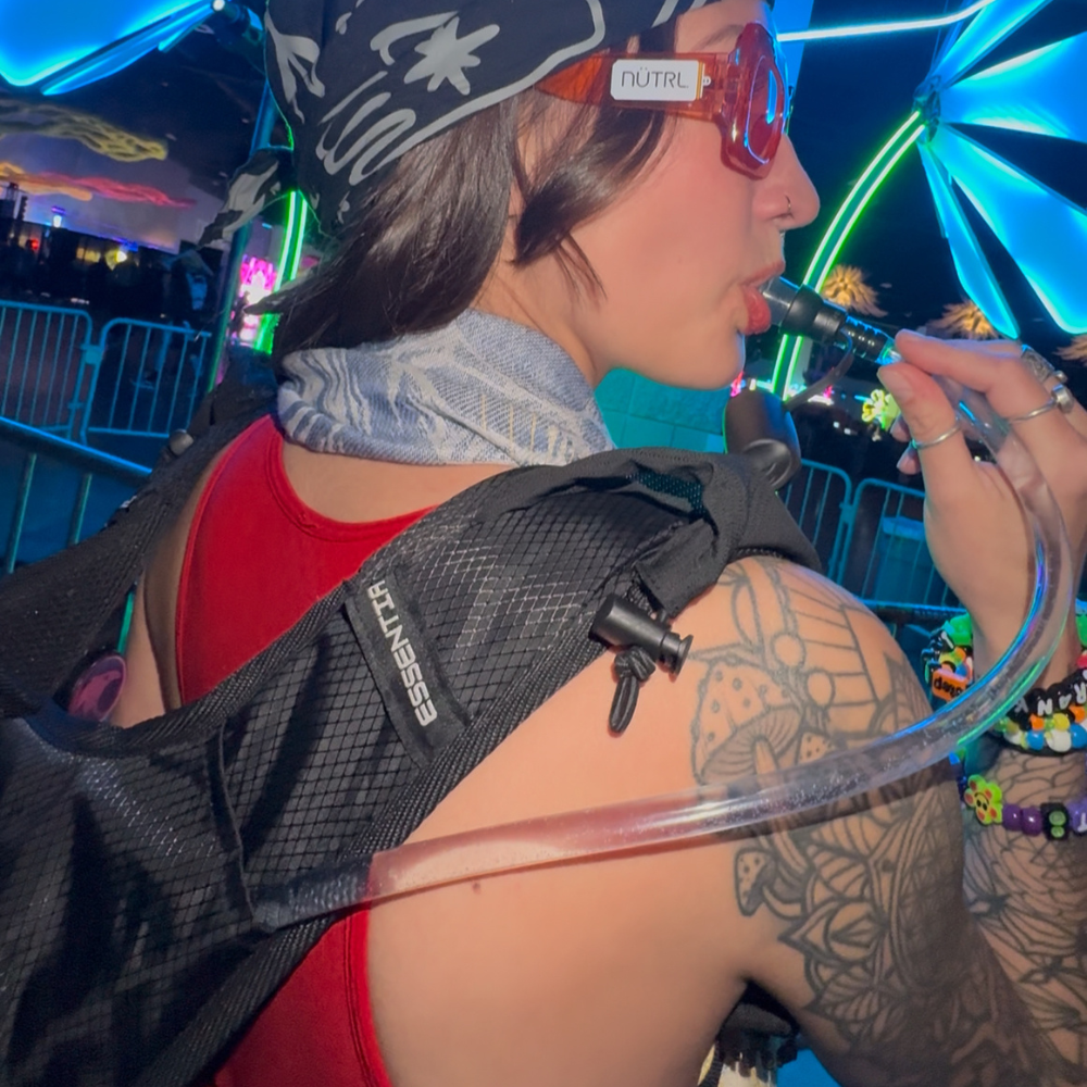 ESSENTIAPAC PRO™ ANTI-THEFT HYDRATION PACK